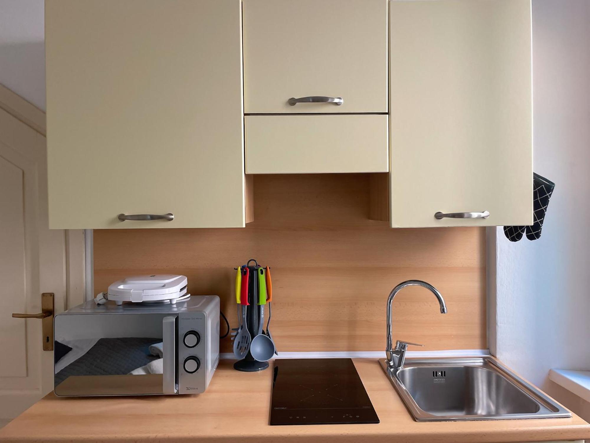 Roncati 7 Center Town Studio Apartments 벨라지오 외부 사진