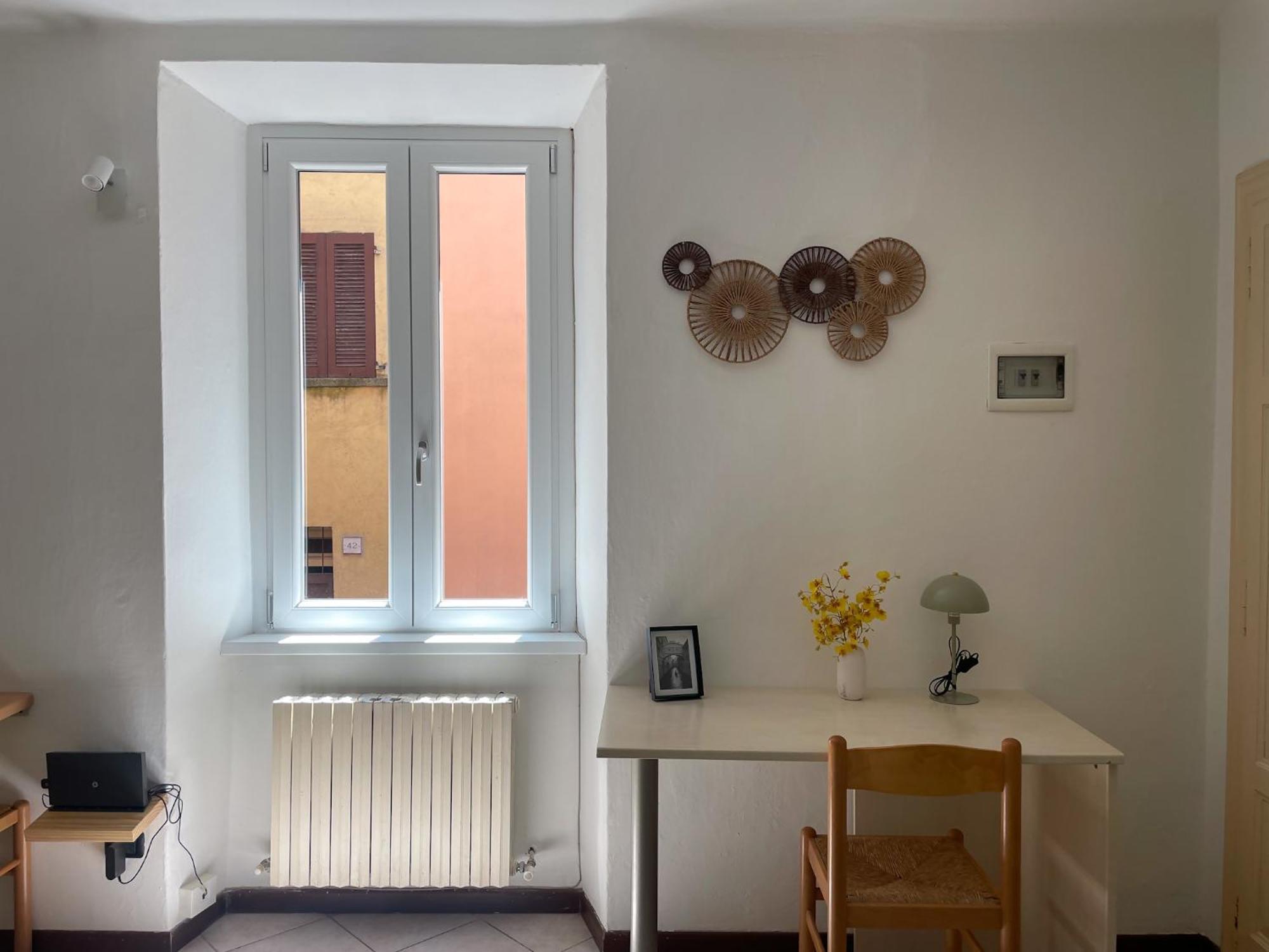 Roncati 7 Center Town Studio Apartments 벨라지오 외부 사진