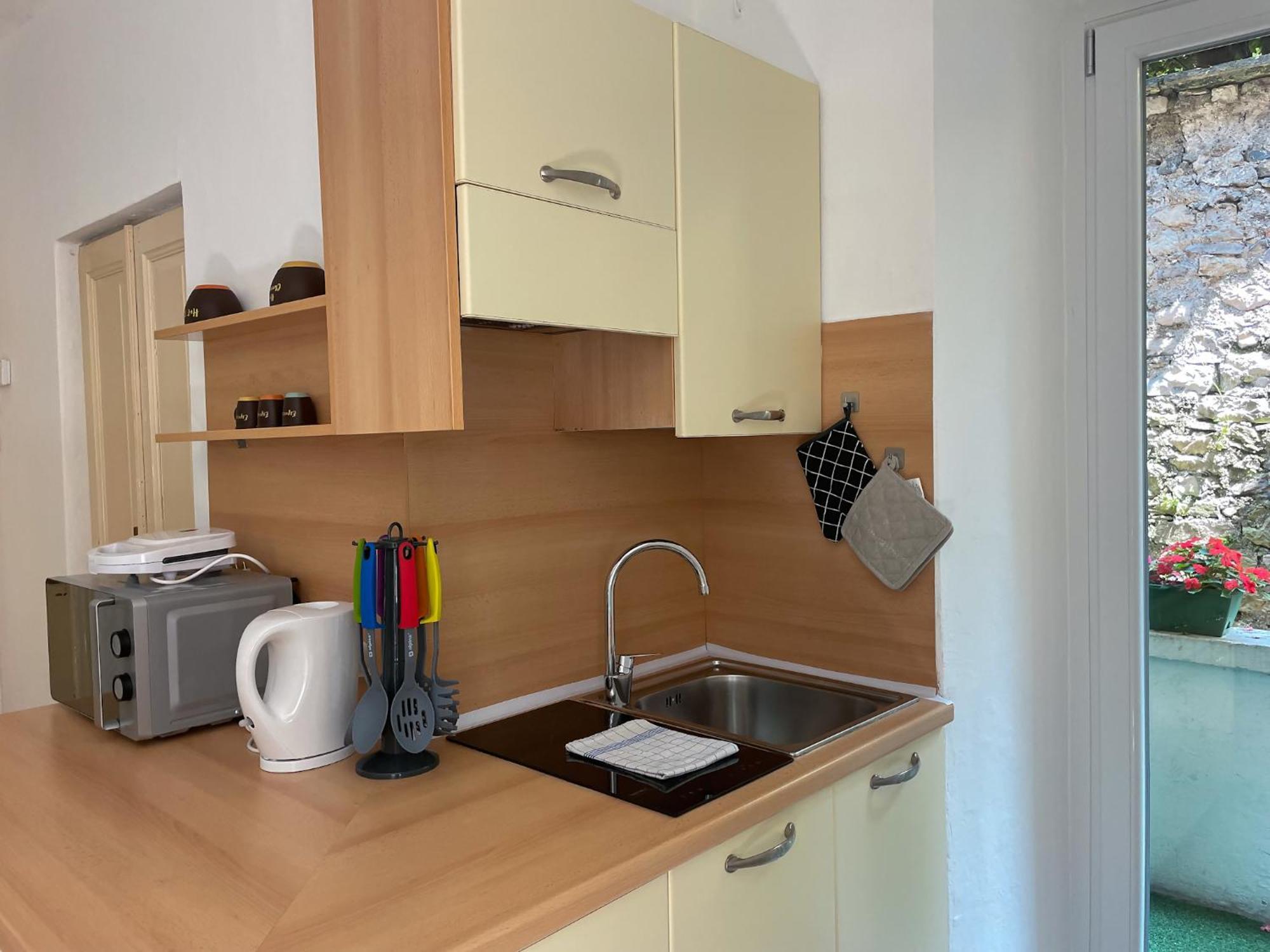 Roncati 7 Center Town Studio Apartments 벨라지오 외부 사진